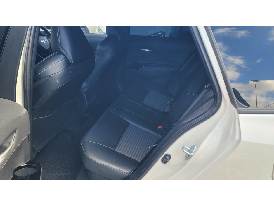 2021 Toyota Corolla - image 11