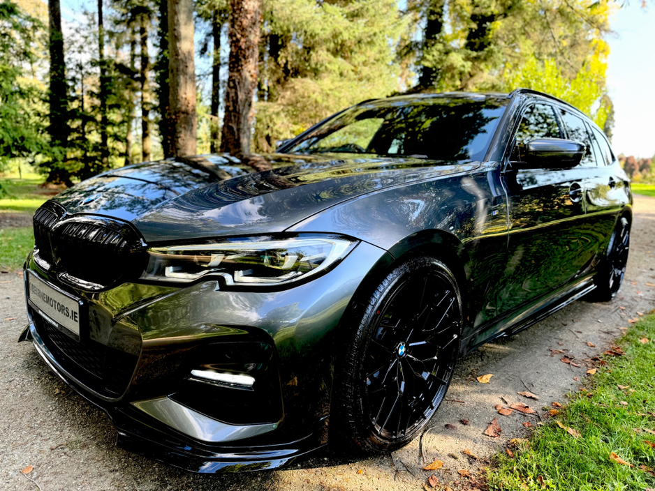 2020 BMW 3 Series - image 17