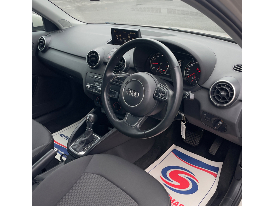 2016 Audi A1 - image 7