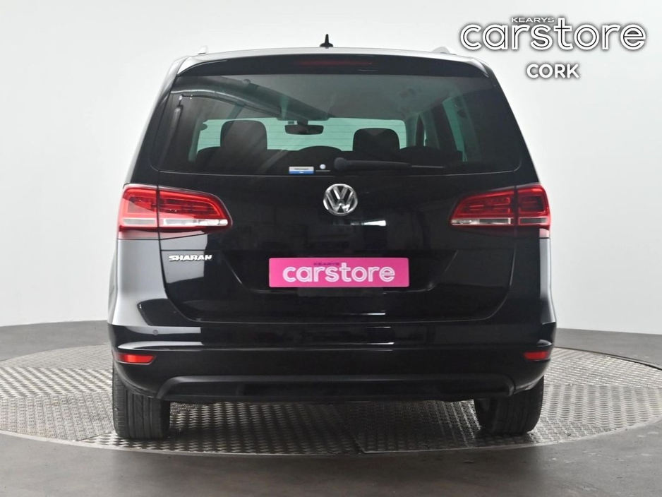 2018 Volkswagen Sharan - image 4