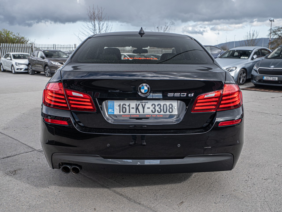 2016 BMW 5 Series - image 14