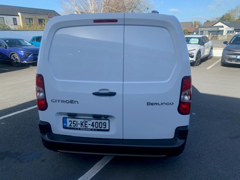 2025 Citroen Berlingo - image 4