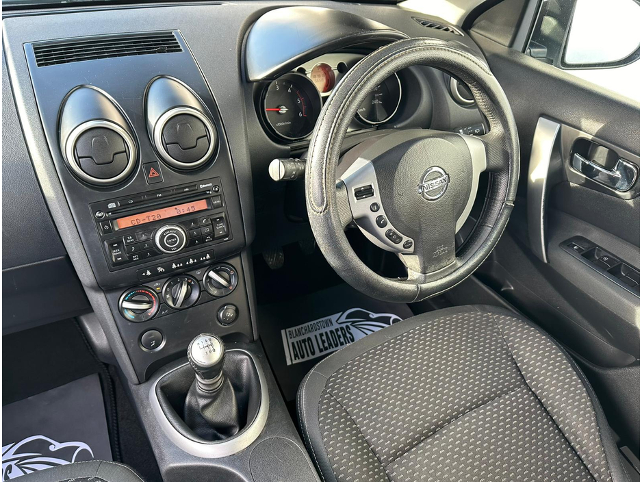 2009 Nissan Qashqai 1.5 D SE 105BHP SERVICE HISTORY €3,900