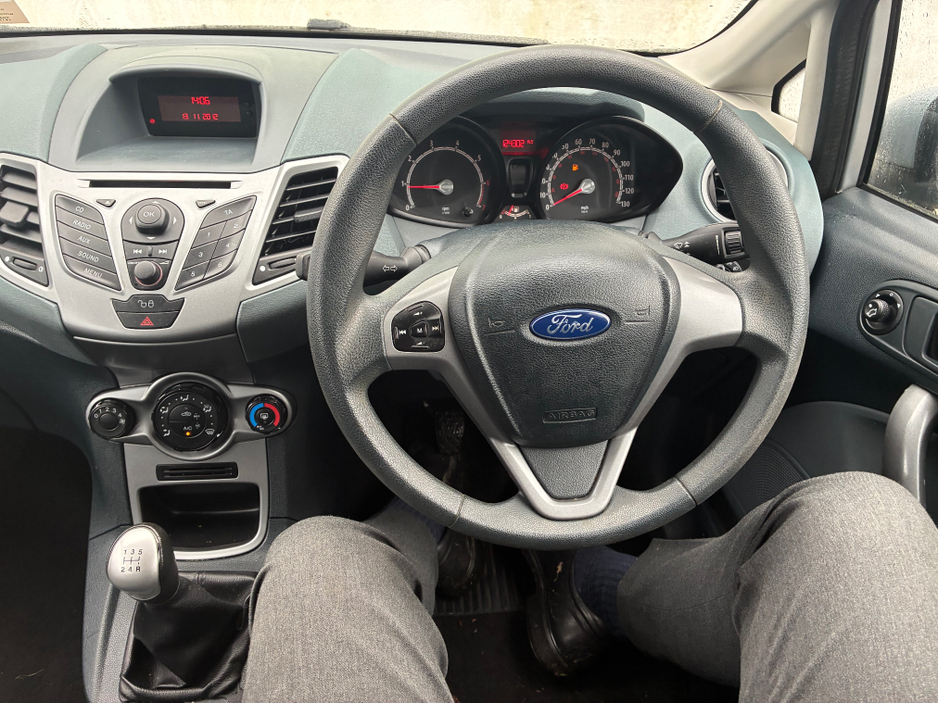 2011 Ford Fiesta 1.25 EDGE 60BHP 3DR ARGENTO €4,950