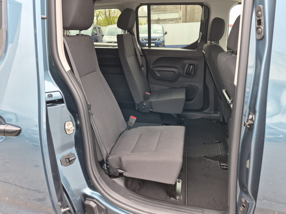 2026 Citroen Berlingo - image 10