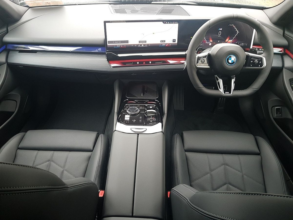 2026 BMW 5 Series - image 4