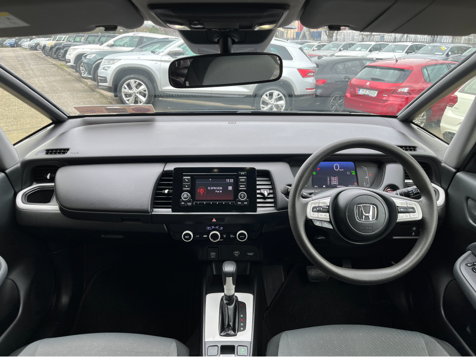 2022 Honda Jazz - image 12