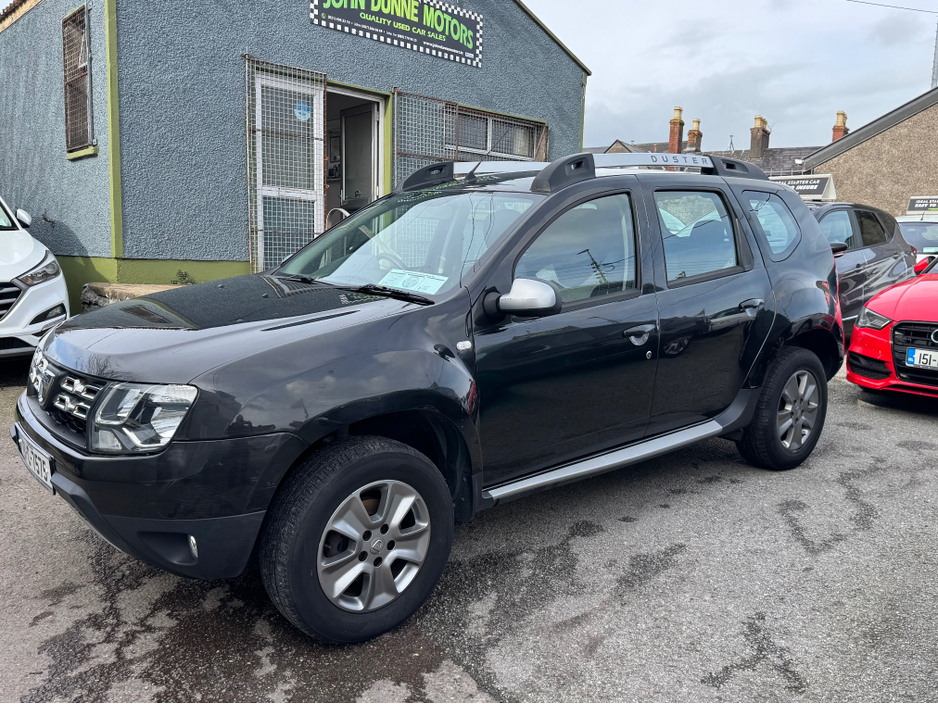 2018 Dacia Duster - image 2