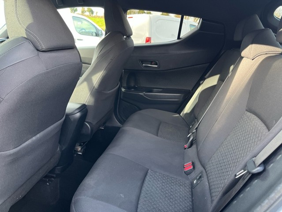 2023 Toyota C-HR HYBRID SPORT BI-TONE 4DR