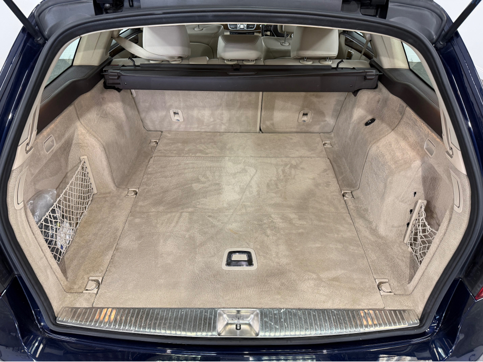 2015 Mercedes-Benz E Class - image 20