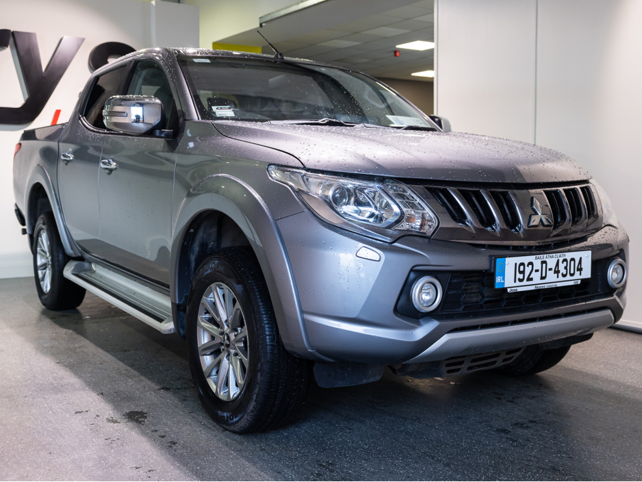 2019 Mitsubishi L200 SUPERCHARGER 17MY INTENSE 6MT CREWC 2.5 DID CR 4WORK CREWCAB 4DR €19,500