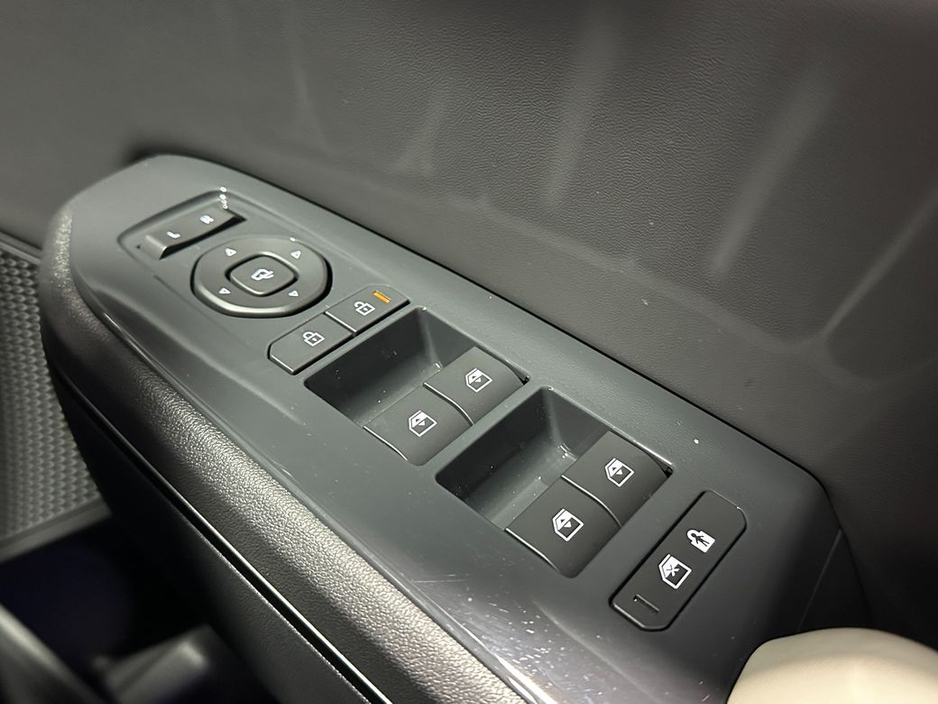 2026 Kia EV5 - image 25