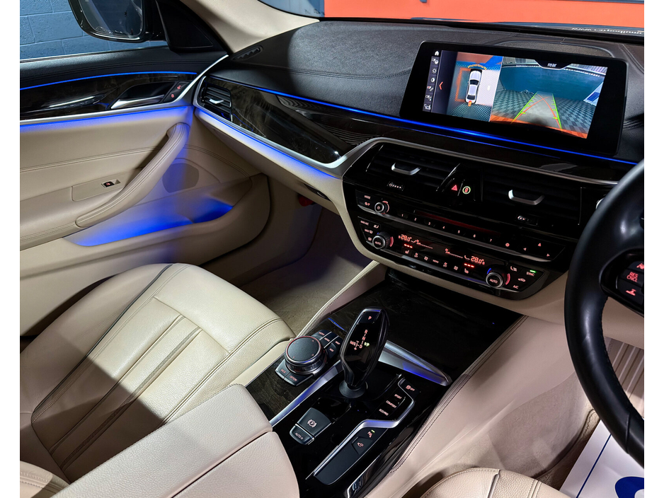 2017 BMW 5 Series 520d Luxury Auto €22,850