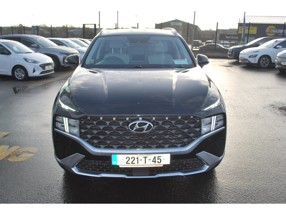 2022 Hyundai Santa Fe 1.6 PHEV 4WD Executive Plus Auto €44,950