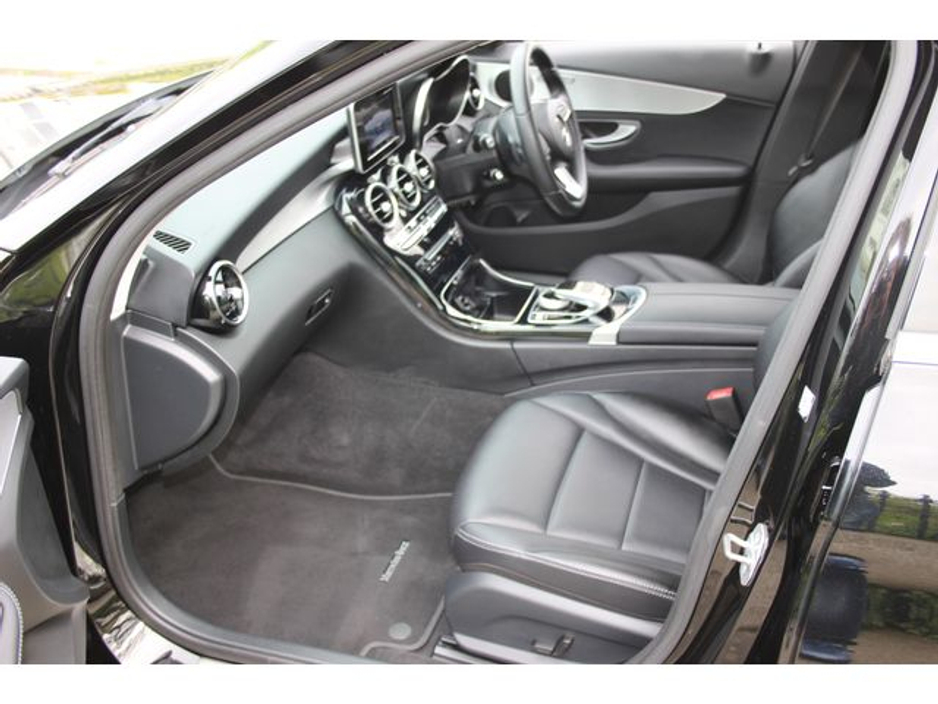2018 Mercedes-Benz C Class - image 11