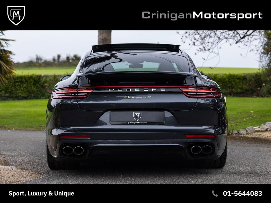 2020 Porsche Panamera - image 5