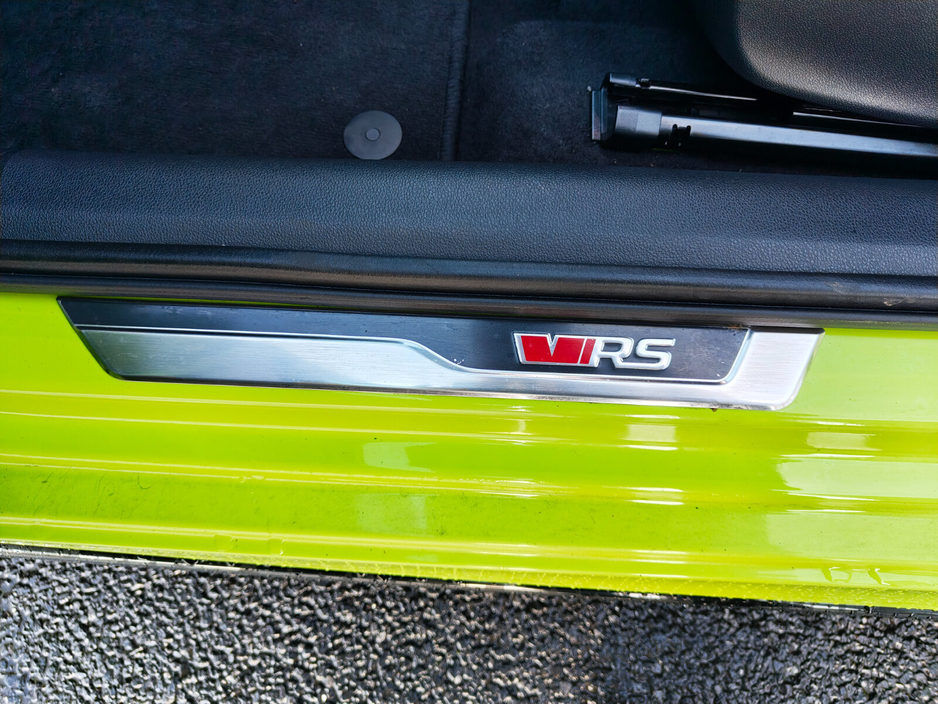 2022 Skoda Octavia - image 19