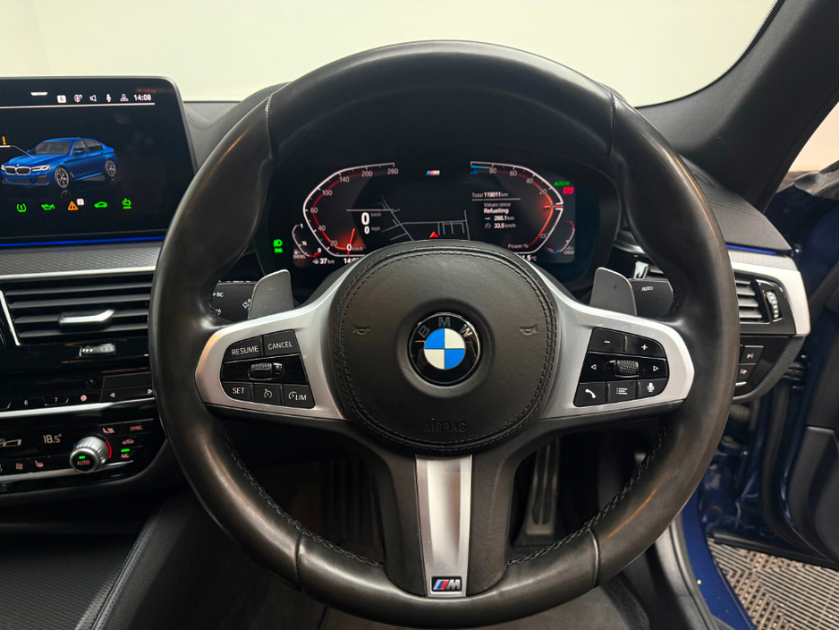 2021 BMW 5 Series - image 20