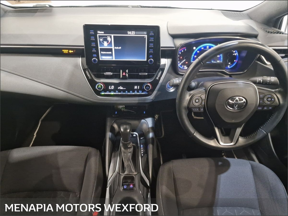 2023 Toyota Corolla - image 2