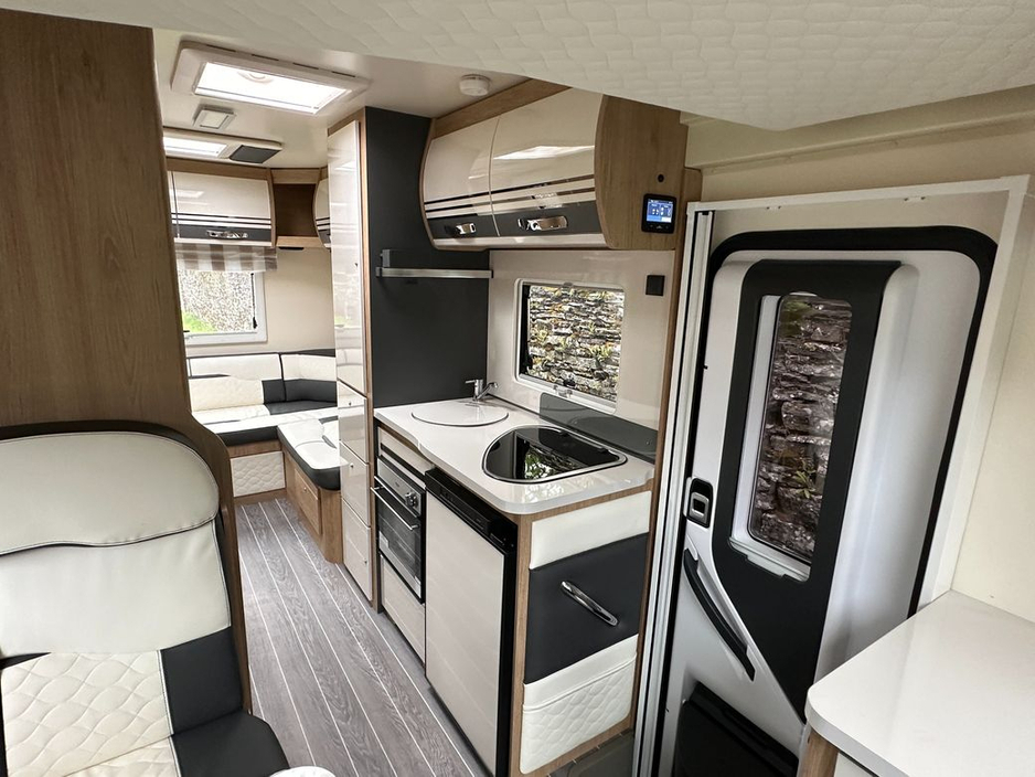 2024 Ford Transit Roller Team Auto Roller 747 Automatic