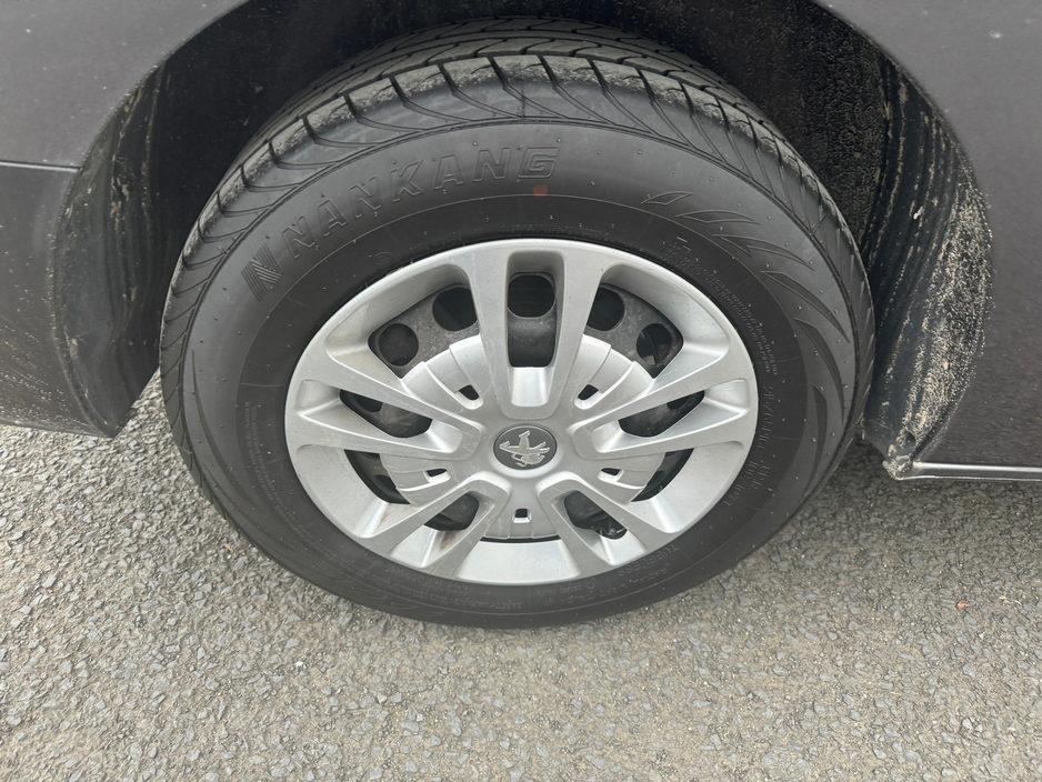 2022 Peugeot Expert  €20,000