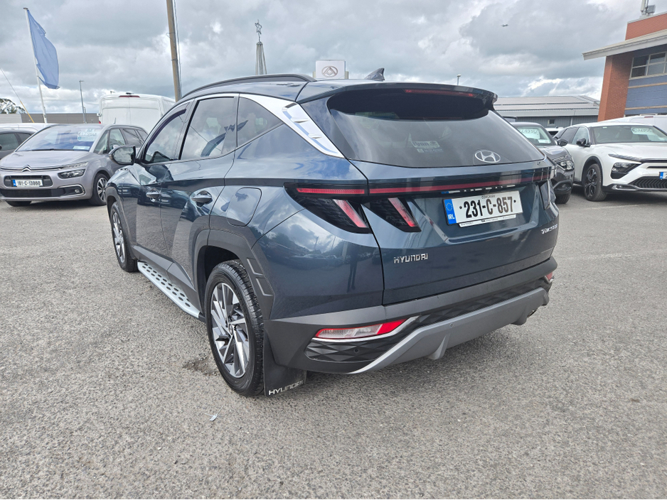 2023 Hyundai Tucson - image 3