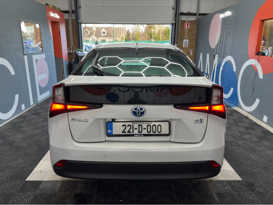 2022 Toyota Prius 2022 TOYOTA PRIUS S 1.8 AUTOMATIC / CRUISE CONTROL / REVERSE CAMERA AND MORE