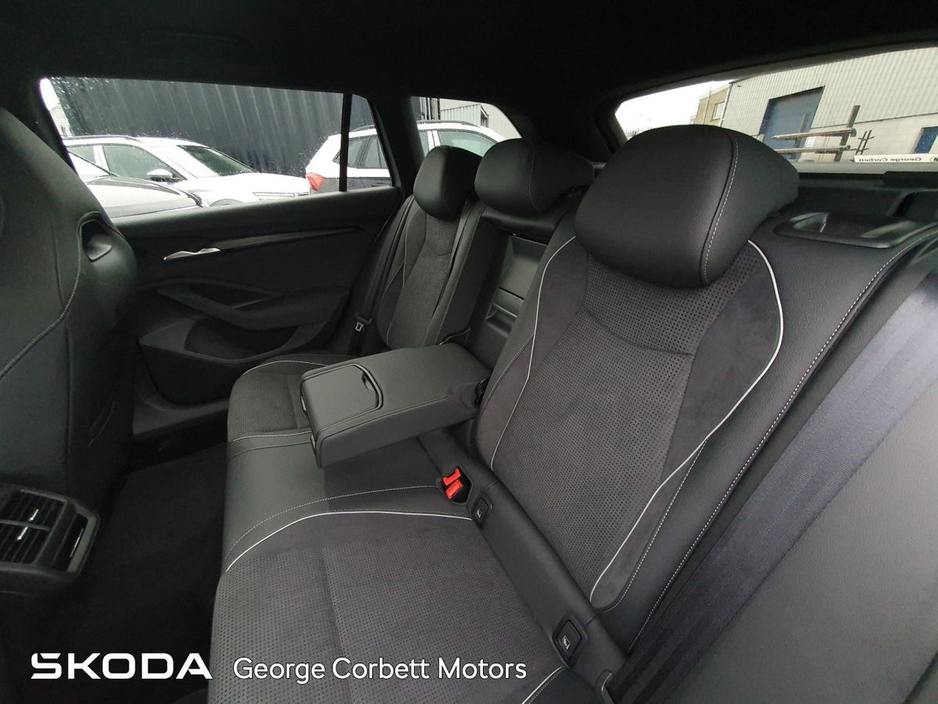 2026 Skoda Superb - image 6