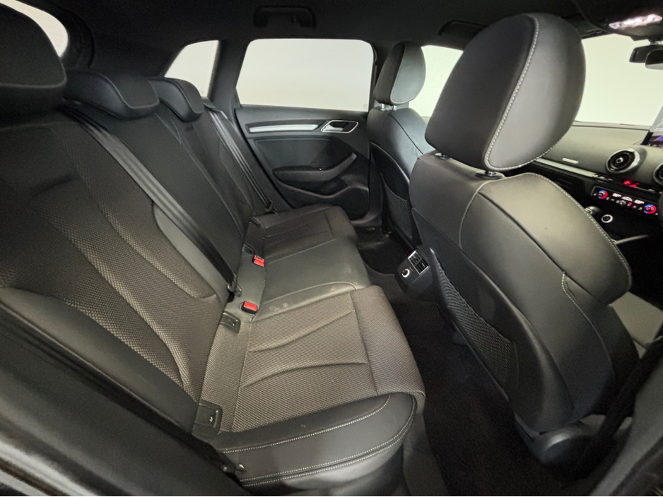 2018 Audi A3 - image 12