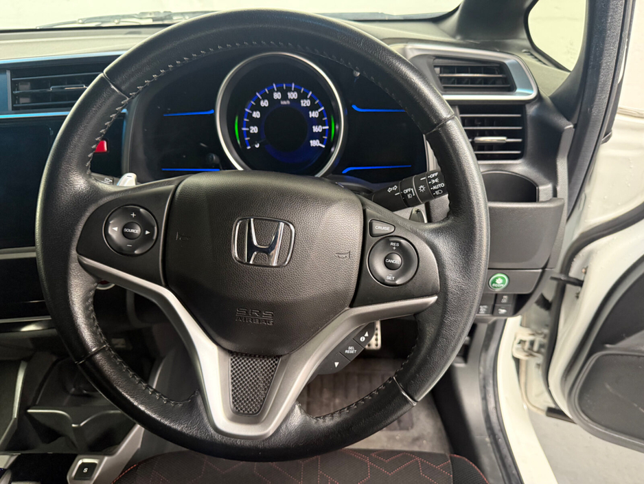 2015 Honda Fit - image 14