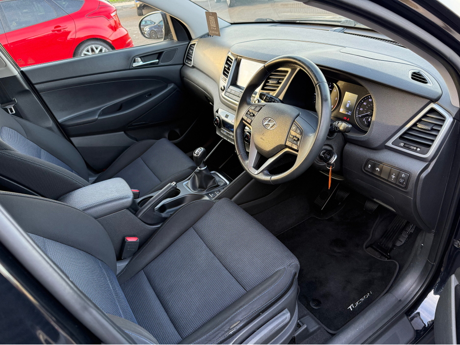 2017 Hyundai Tucson - image 14