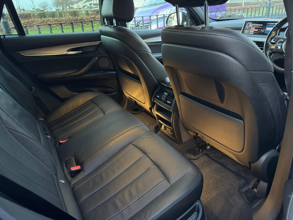 2017 BMW X6 - image 5