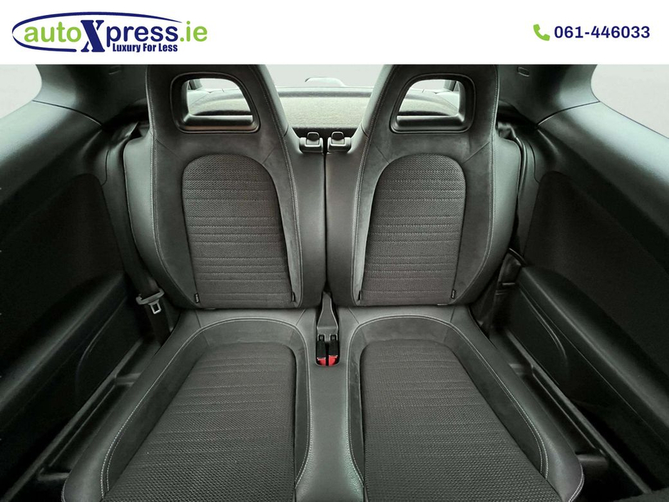 2016 Volkswagen Scirocco - image 14