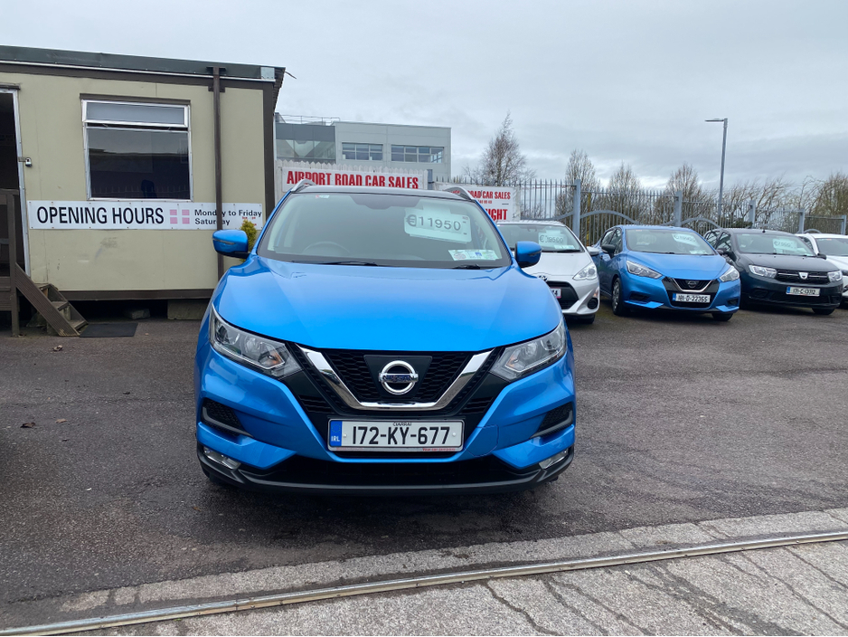 2017 Nissan Qashqai - image 3