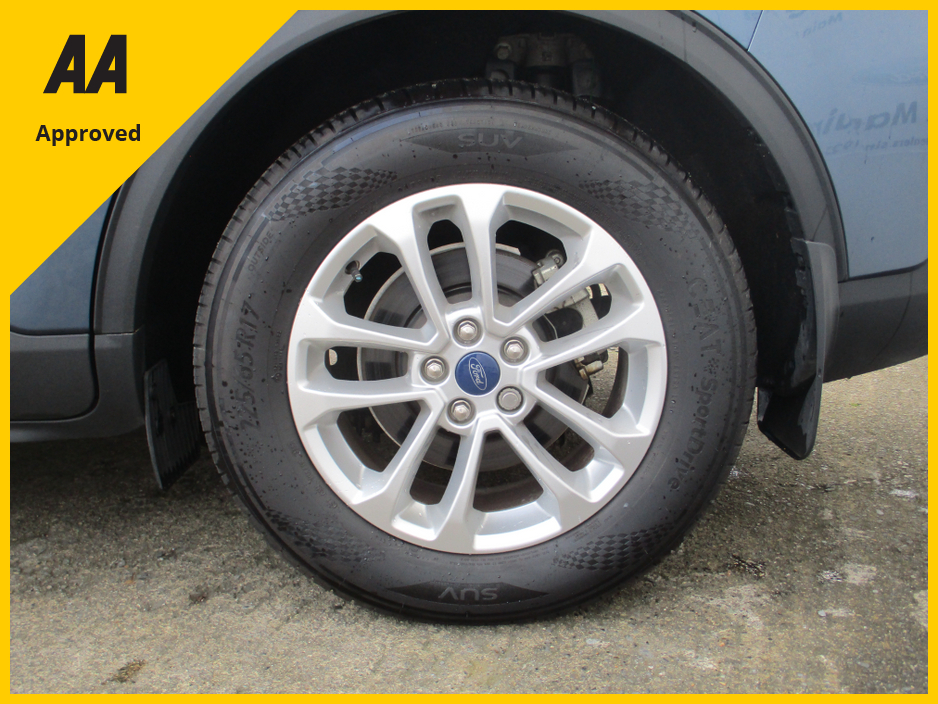 2021 Ford Kuga - image 34