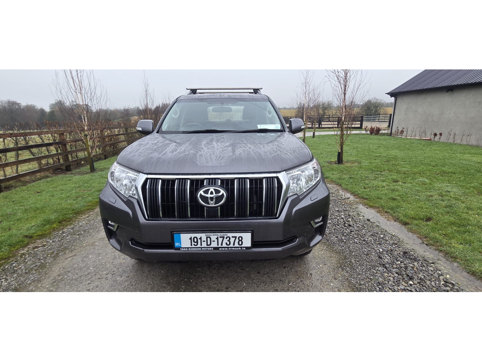 2019 Toyota Landcruiser LAND CRU LC LWB GX COMMERCIAL ** 1 OWNER IRISH VEHICLE ** MOTORWAY MILEAGE ** EXTEMEMLY WELL CARED FOR ** PRICE + VAT ** €23,500