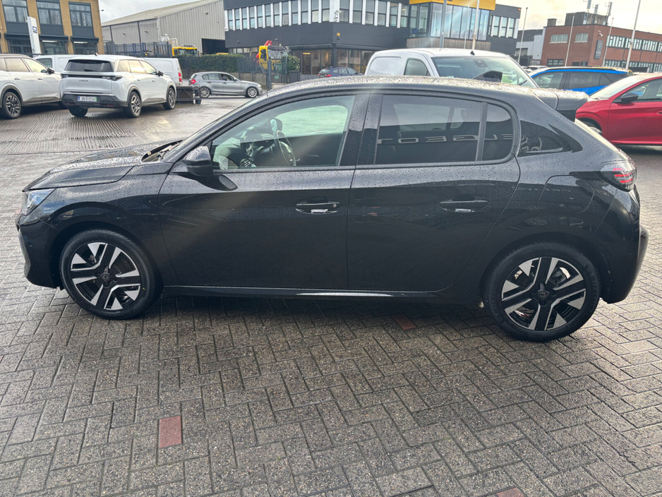 2025 Peugeot 208 1.2 MHEV Puretech 100bhp Allure €26,950