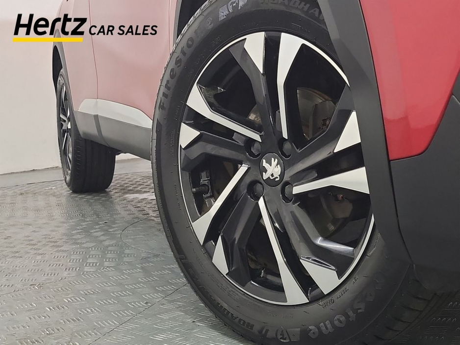 2023 Peugeot 2008 - image 6