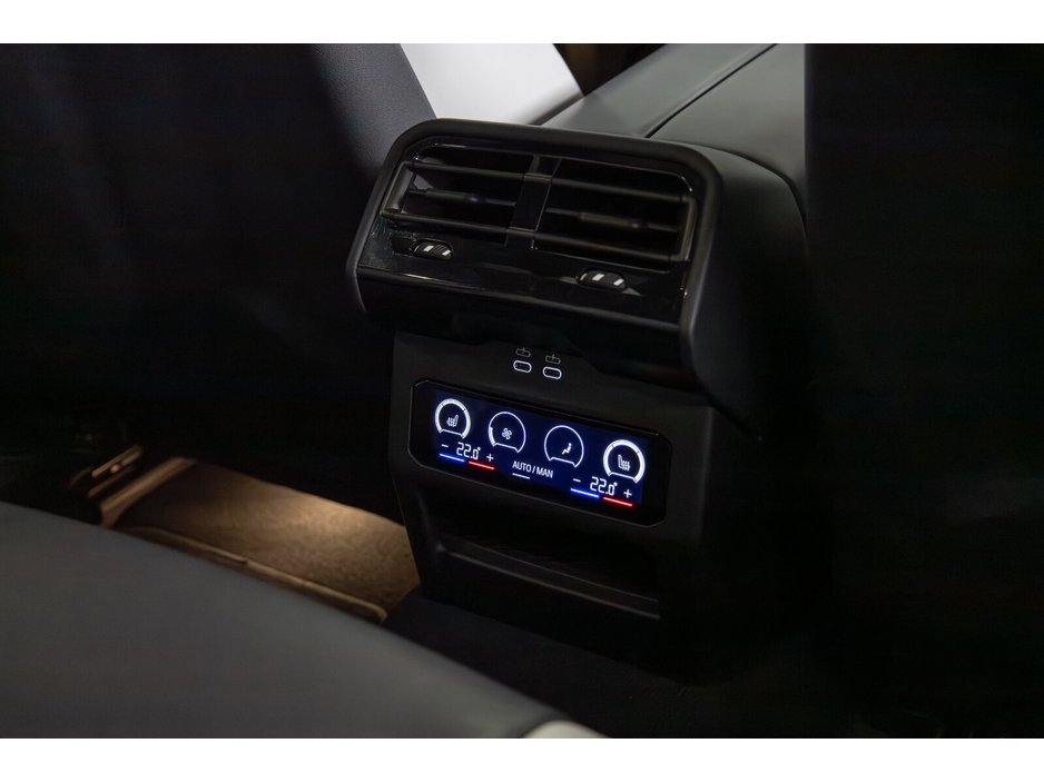 2025 BMW M5  €129,950