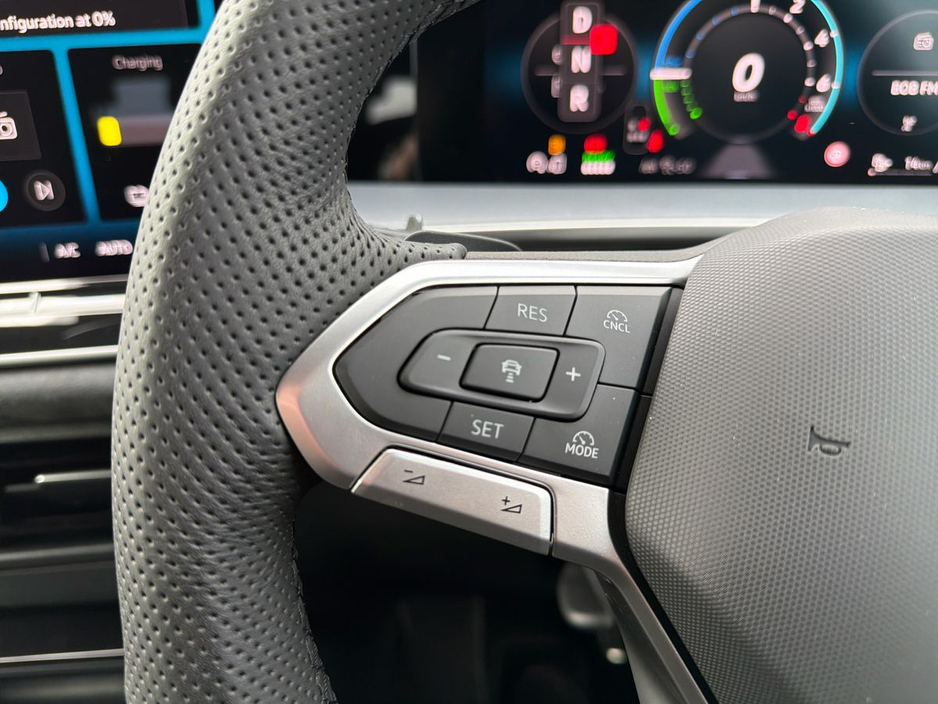 2026 Volkswagen Tayron - image 15