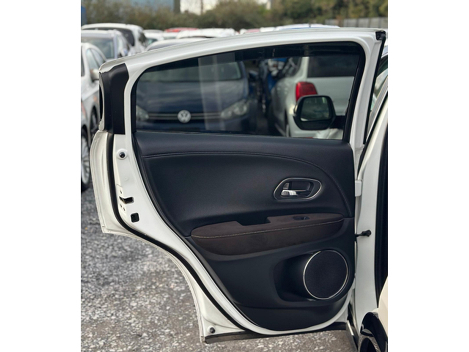 2019 Honda Vezel - image 11