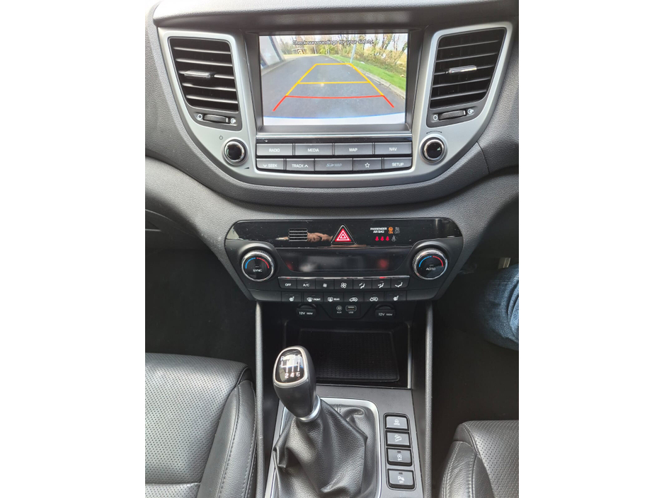 2018 Hyundai Tucson - image 12