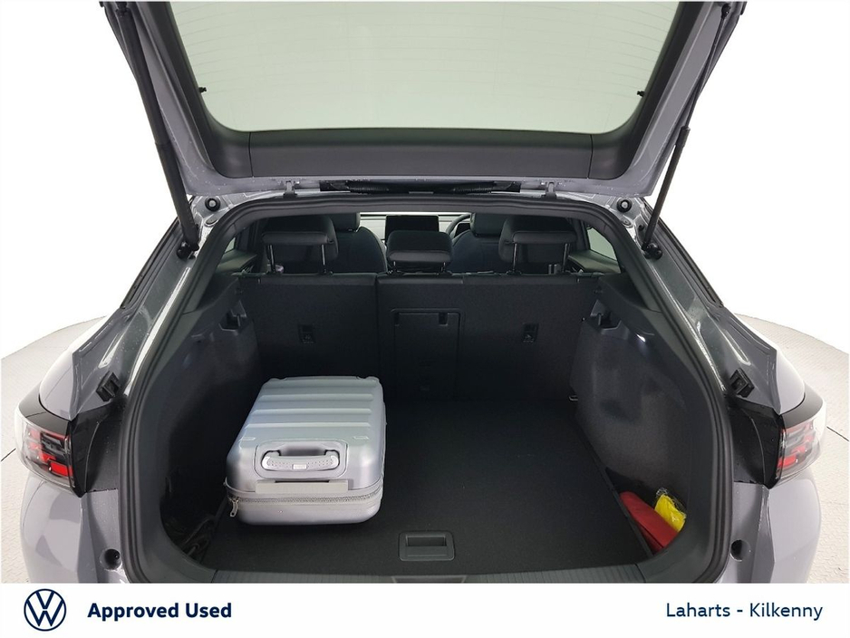 2023 Volkswagen ID.5 FAMILY 77KWH 174HP PRO €32,950