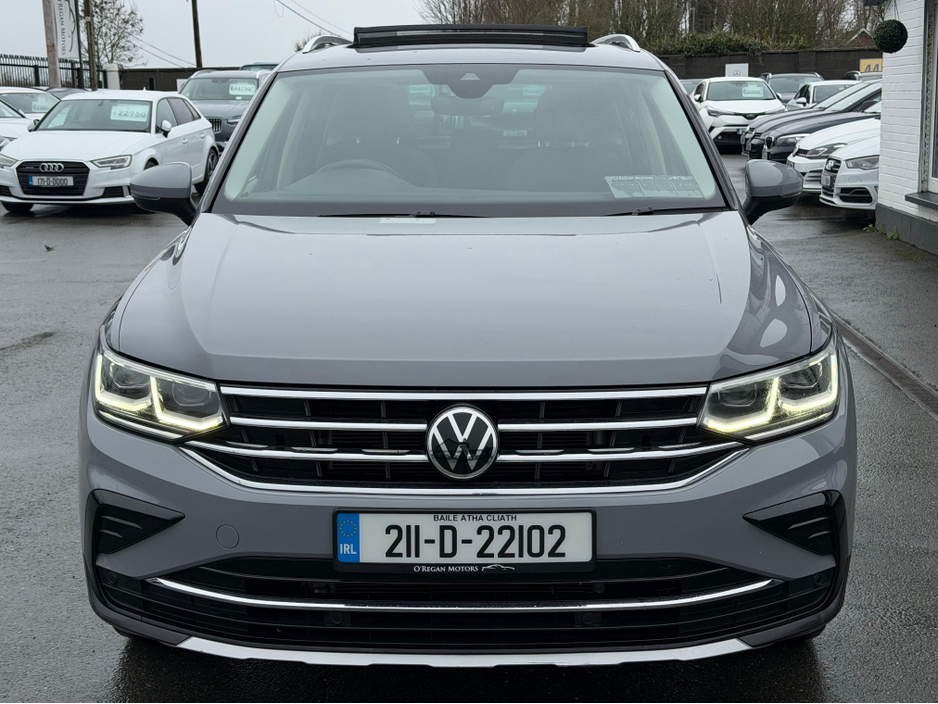 2021 Volkswagen Tiguan - image 8
