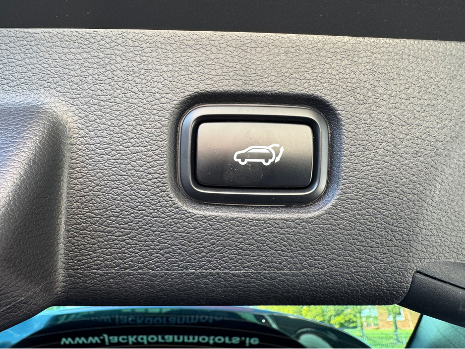 2024 Kia Sportage - image 22