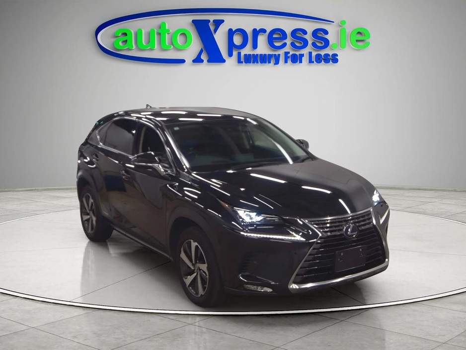 2021 Lexus NX 300 h - image 7