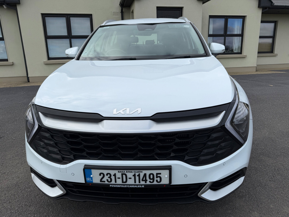 2023 Kia Sportage - image 9