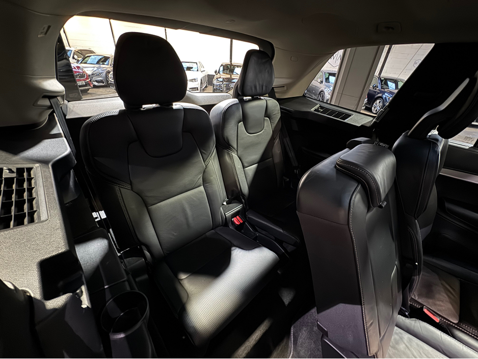 2019 Volvo XC90 2.0 T8 INSC PRO 390 AWD 5 5DR ONE OWNER VOLVO SERVICE HISTORY €44,900