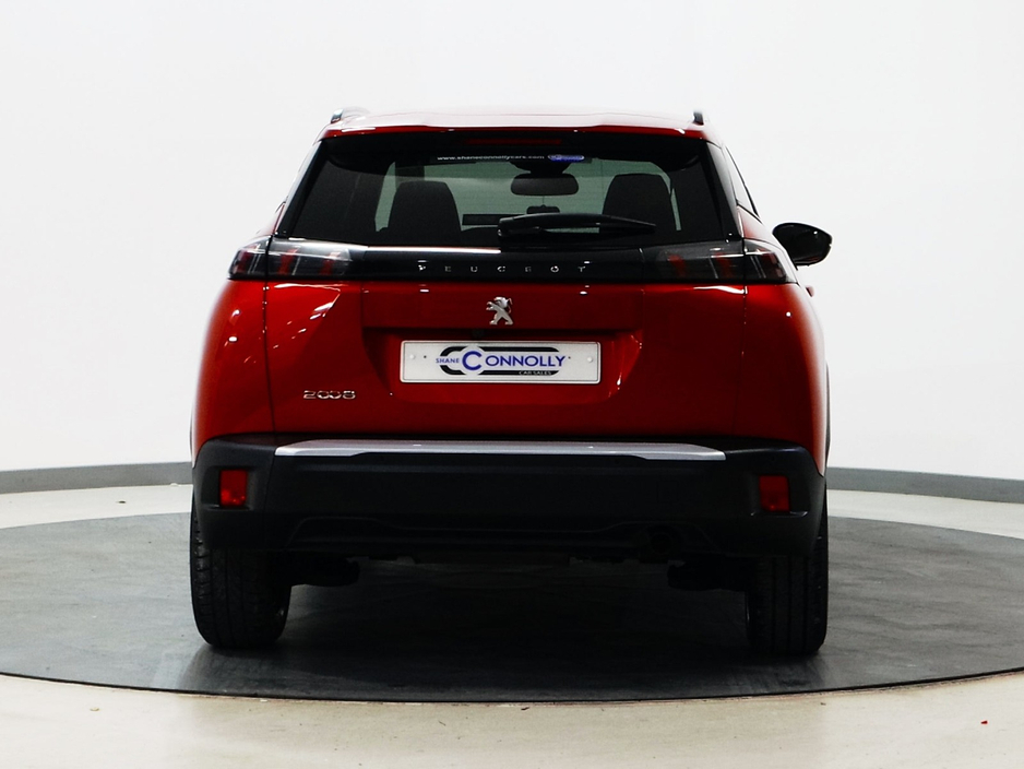 2023 Peugeot 2008 - image 4