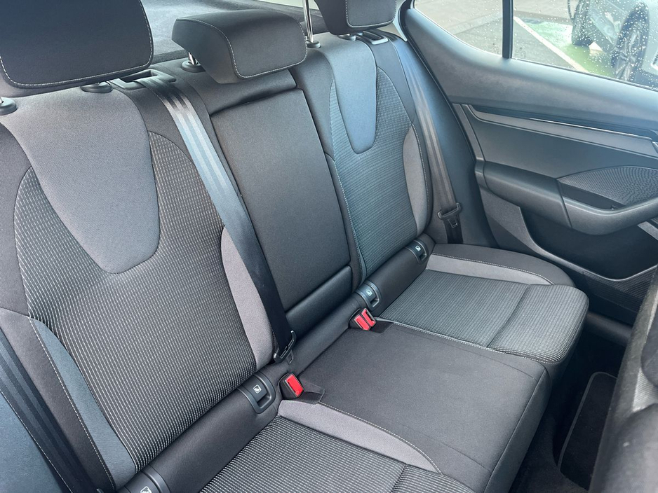 2024 Skoda Octavia OCTAVIA AMB 2.0TDI 115HP €29,995